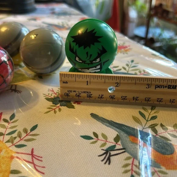 Marvel 2009 Marvel Heroes Buildable Figurines Bundle of Six (6) Hulk Spider-Man - Picture 15 of 15